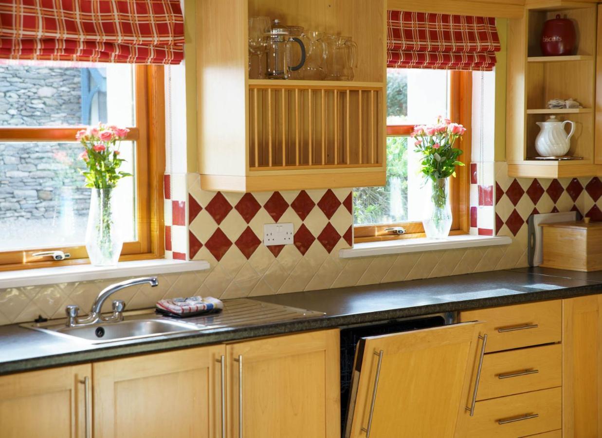 Dingle Courtyard Holiday Homes 3 Bed By Trident Holiday Homes ภายนอก รูปภาพ