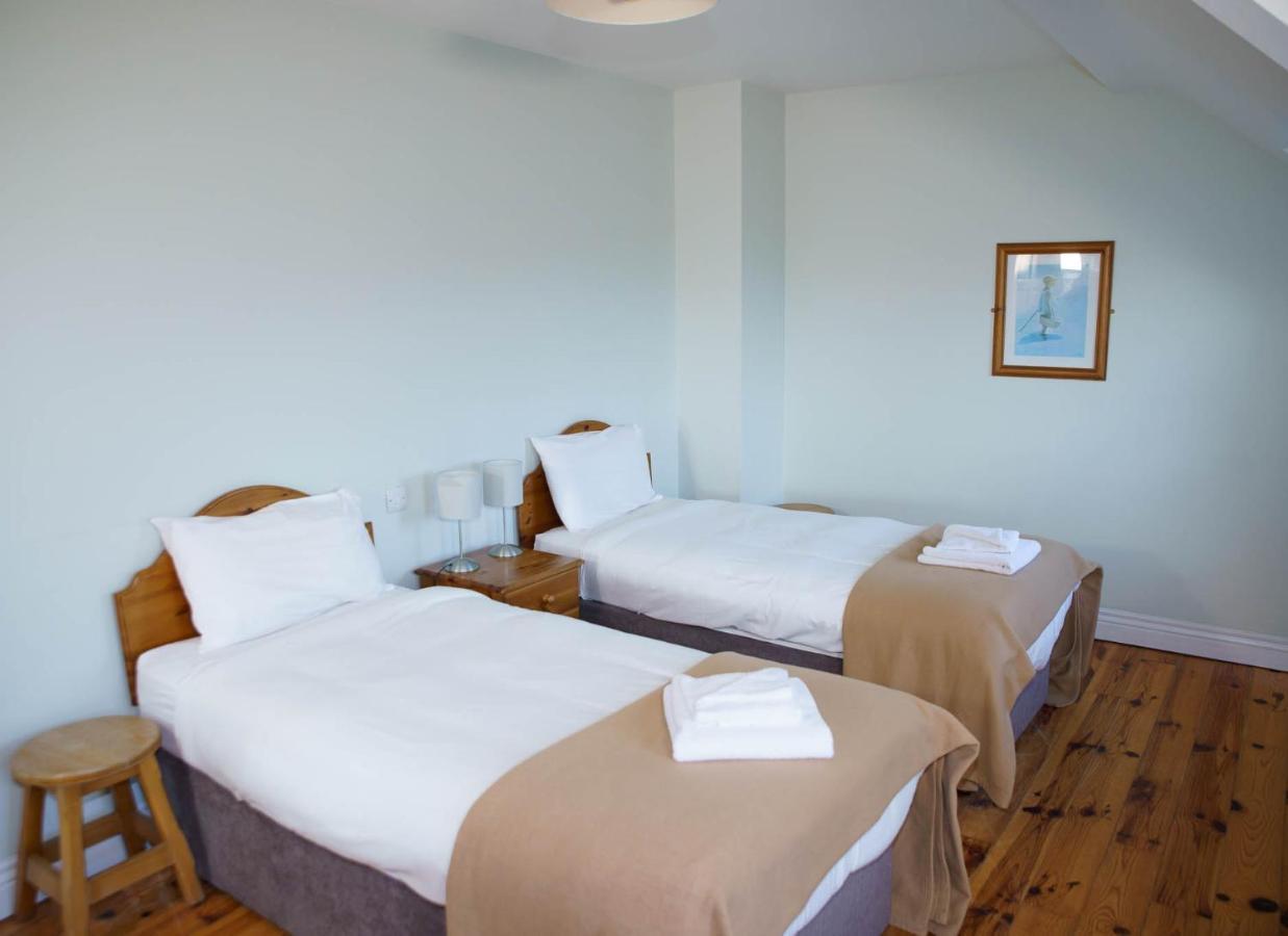 Dingle Courtyard Holiday Homes 3 Bed By Trident Holiday Homes ภายนอก รูปภาพ
