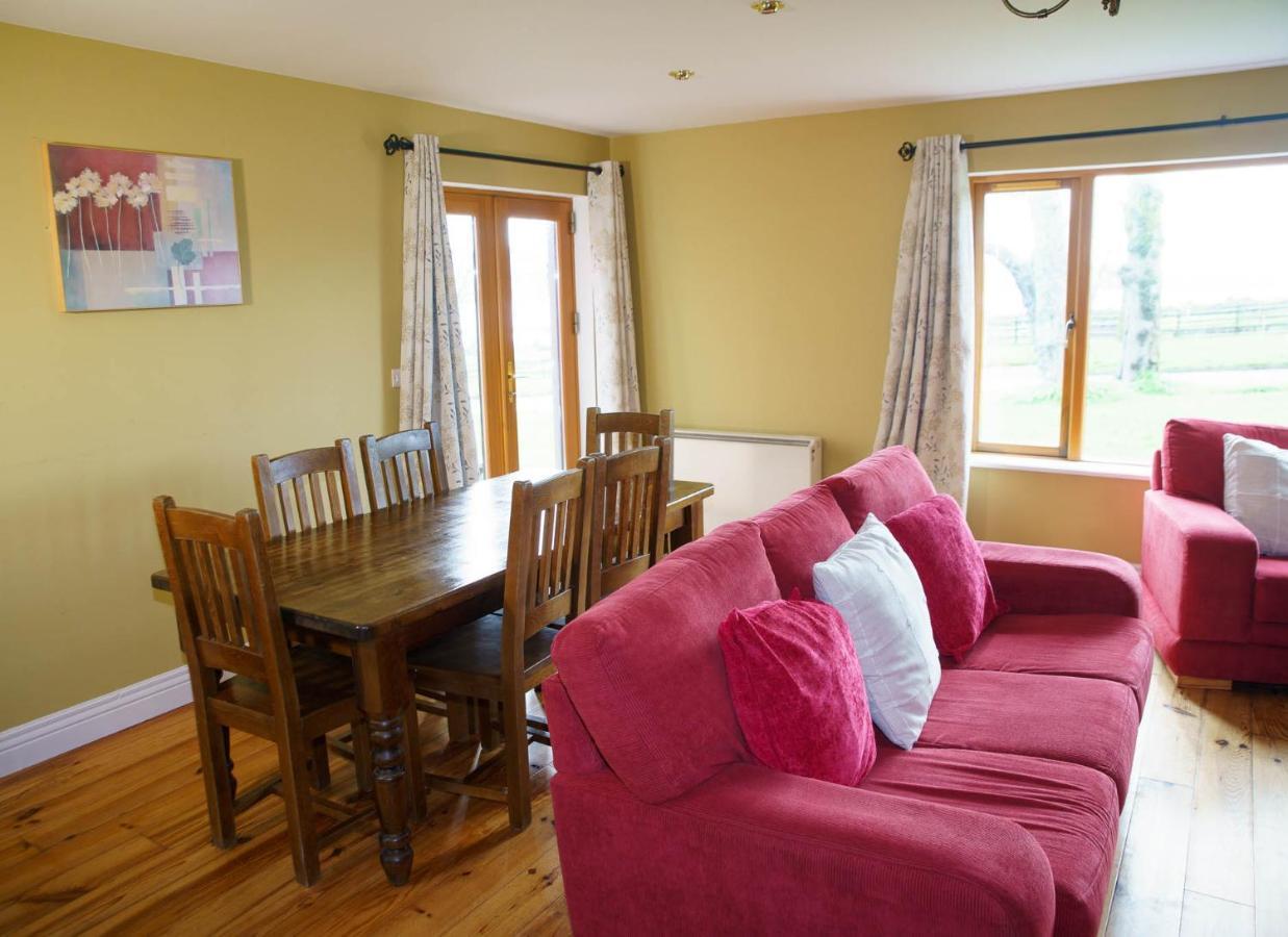 Dingle Courtyard Holiday Homes 3 Bed By Trident Holiday Homes ภายนอก รูปภาพ