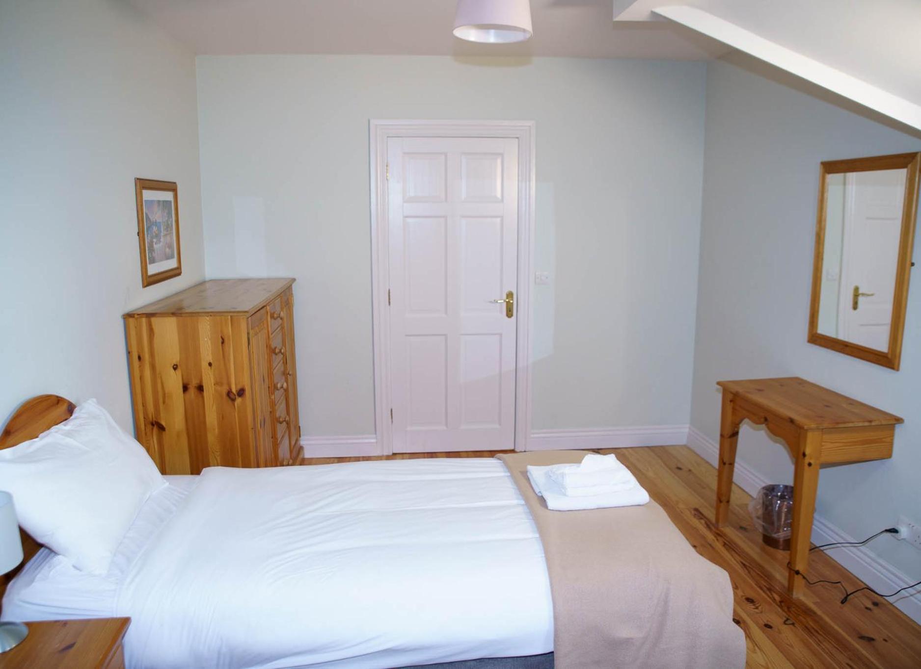 Dingle Courtyard Holiday Homes 3 Bed By Trident Holiday Homes ภายนอก รูปภาพ